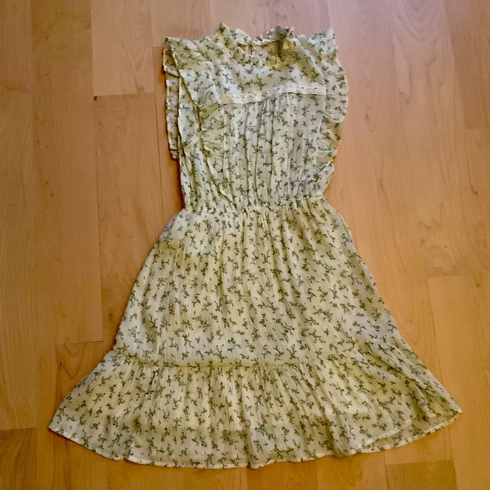 MINE floral dress size 4